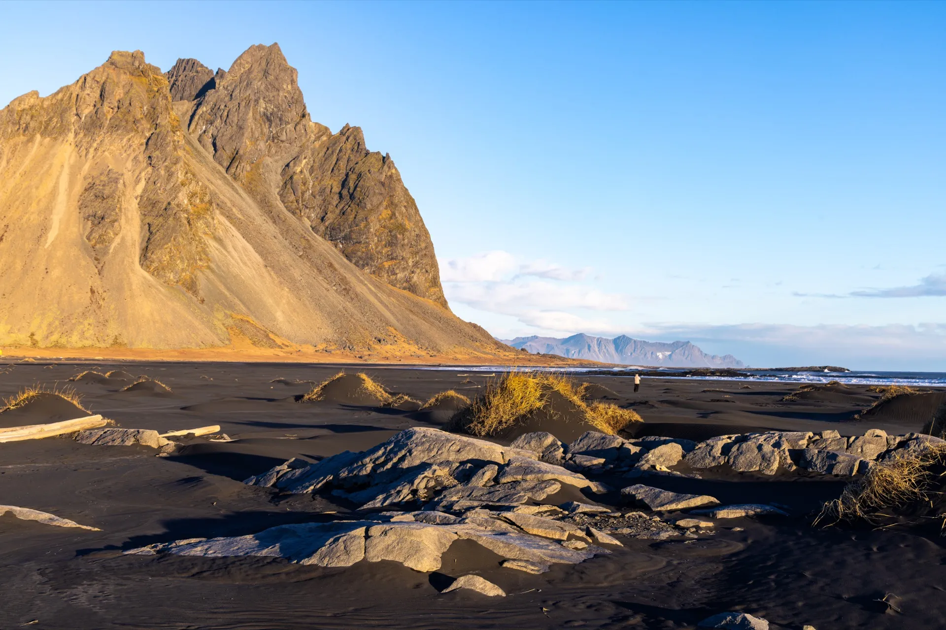 Stokksnes black sand beach - Iceland